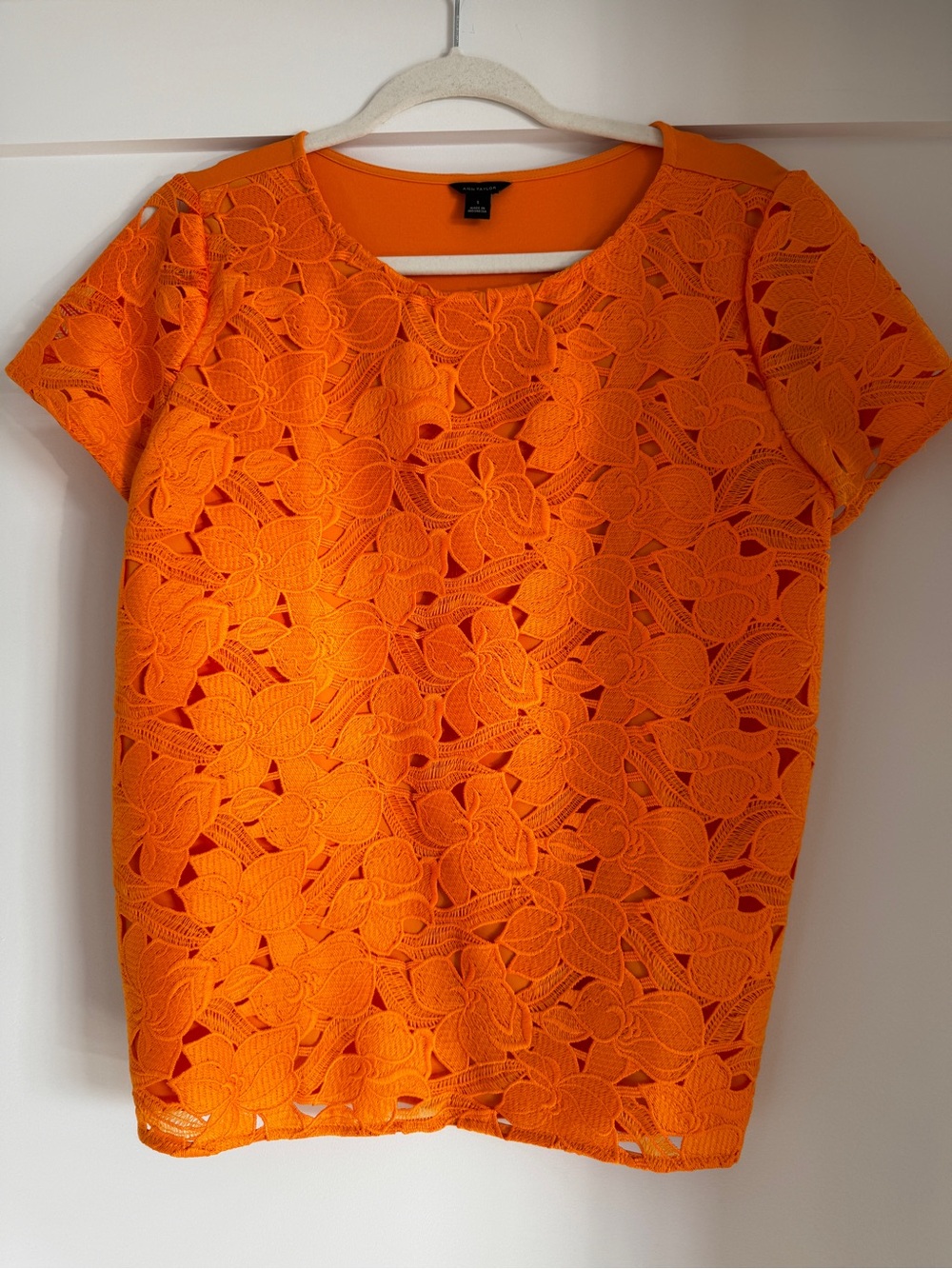 Ann Taylor Vibrant Yellow Orange Floral Lace Short Sleeve Top